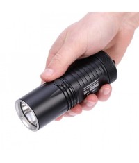 LAMPE NITECORE EA4 - 860 LUMENS